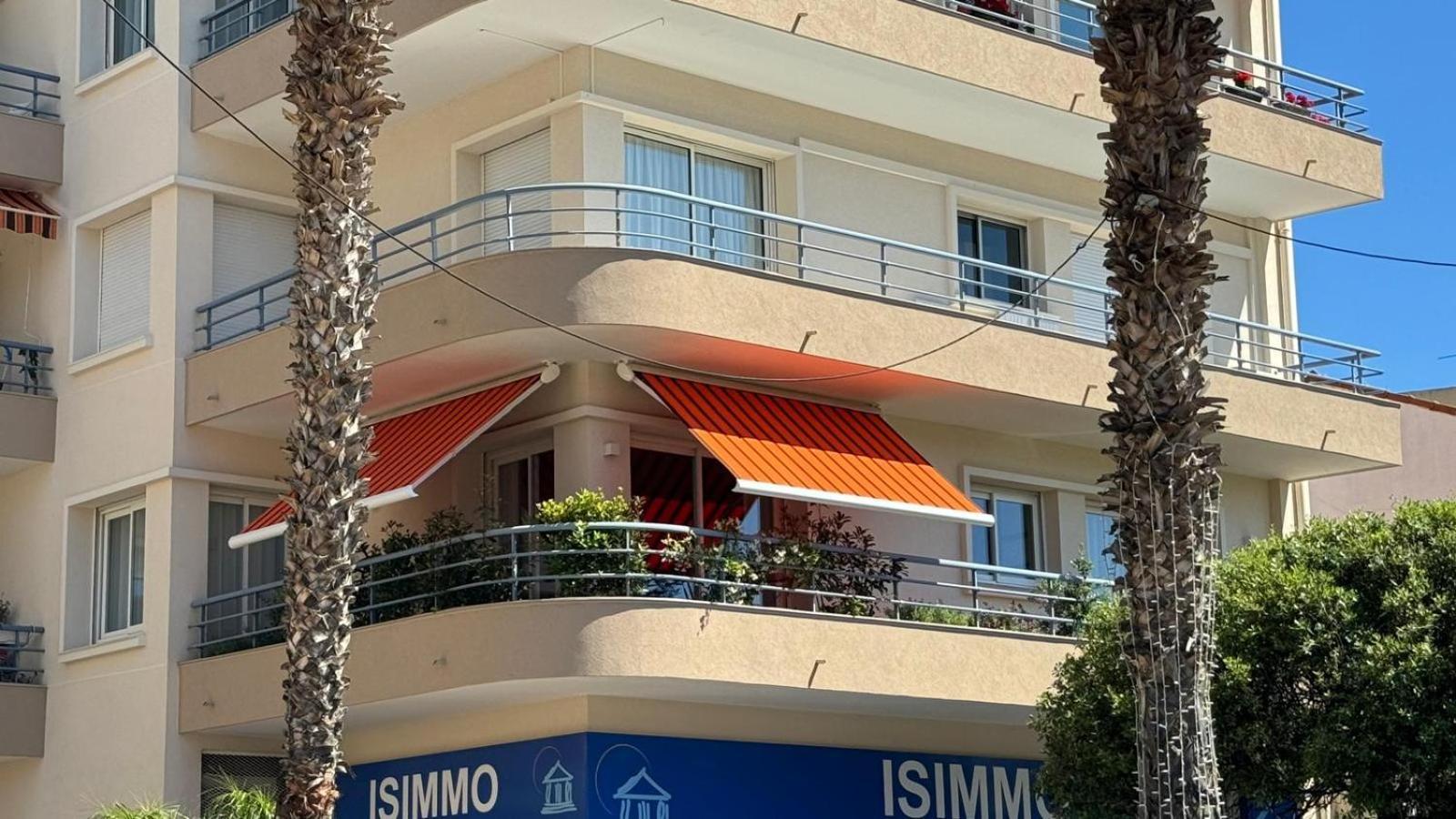Appartement Luxueux Plein Centre De Cavalaire A 2Mn De La Plage Esterno foto